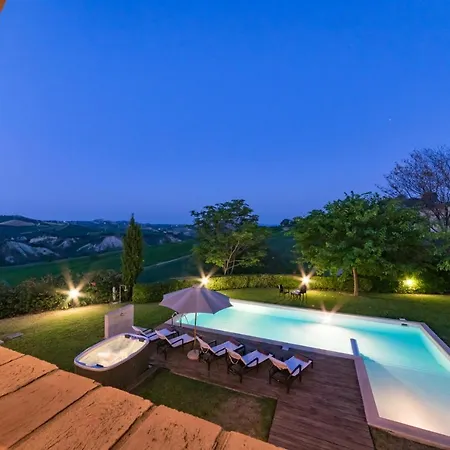 Villa Casale Rosy 6&2, Emma