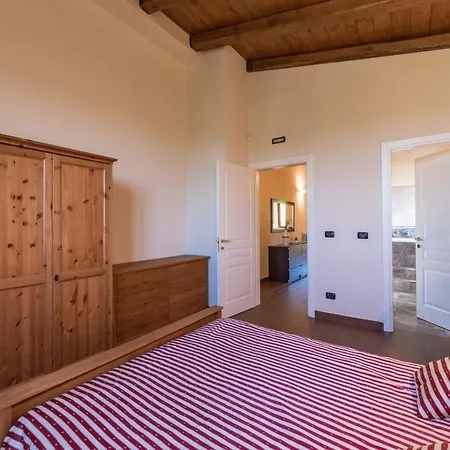 Casale Rosy 6&2, Emma Villa *