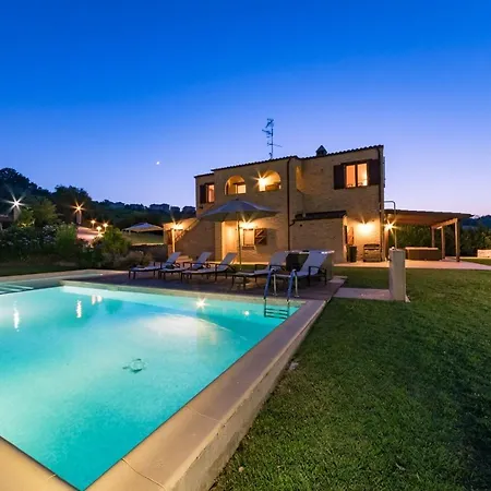 Casale Rosy 6&2, Emma